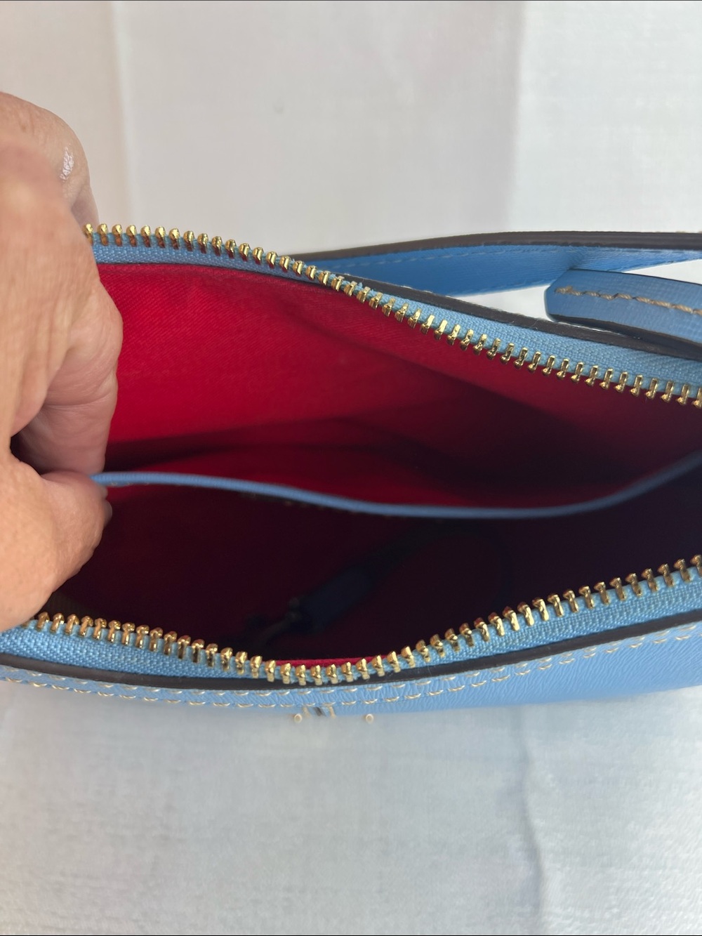 Dooney and Bourke, NWOTBlue structured bag - Picture 10 of 11